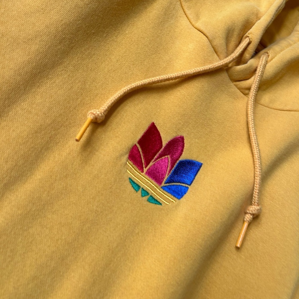 ADIDAS Old School Original Hoodie With Embroidered Colorful Logo - Picture 7 of 9